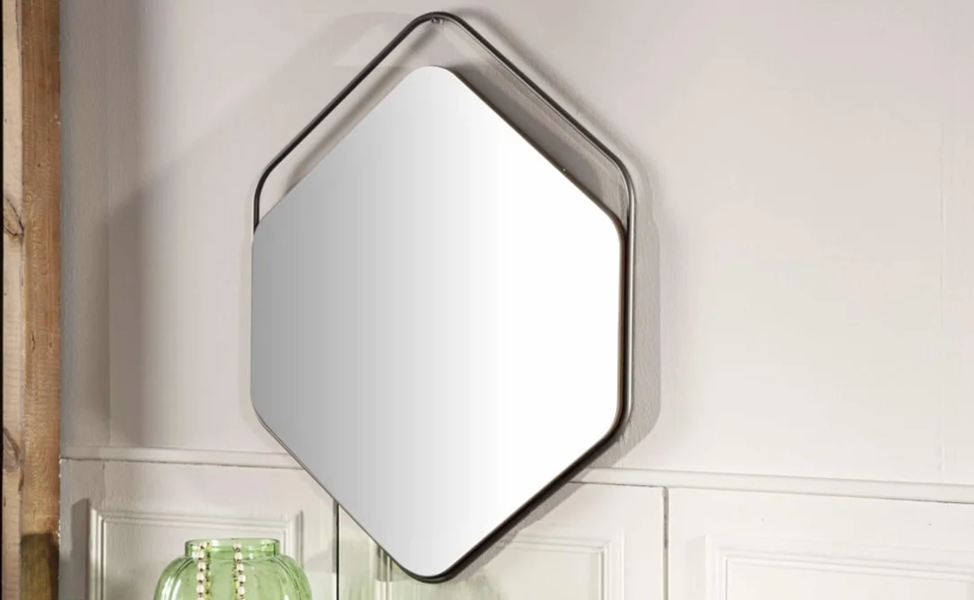 larafurn22308521